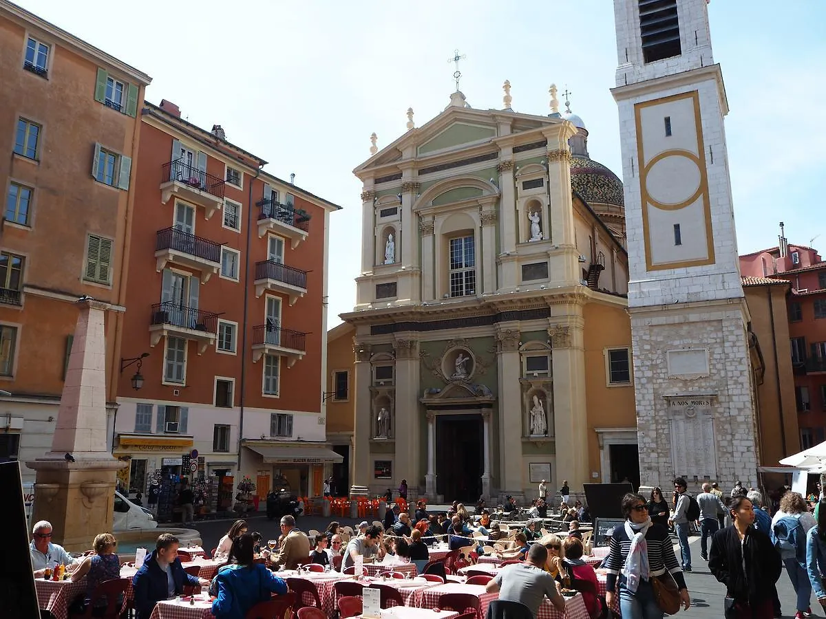 La Salamandre A Nicea