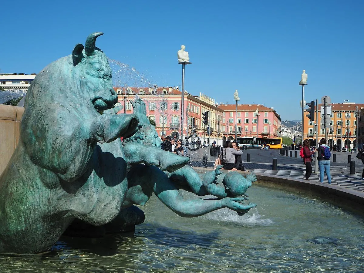 La Salamandre A Nice 0*,